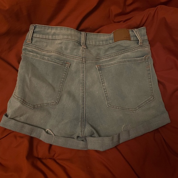 Aeropostale Ripped Jean shorts - Picture 2 of 2